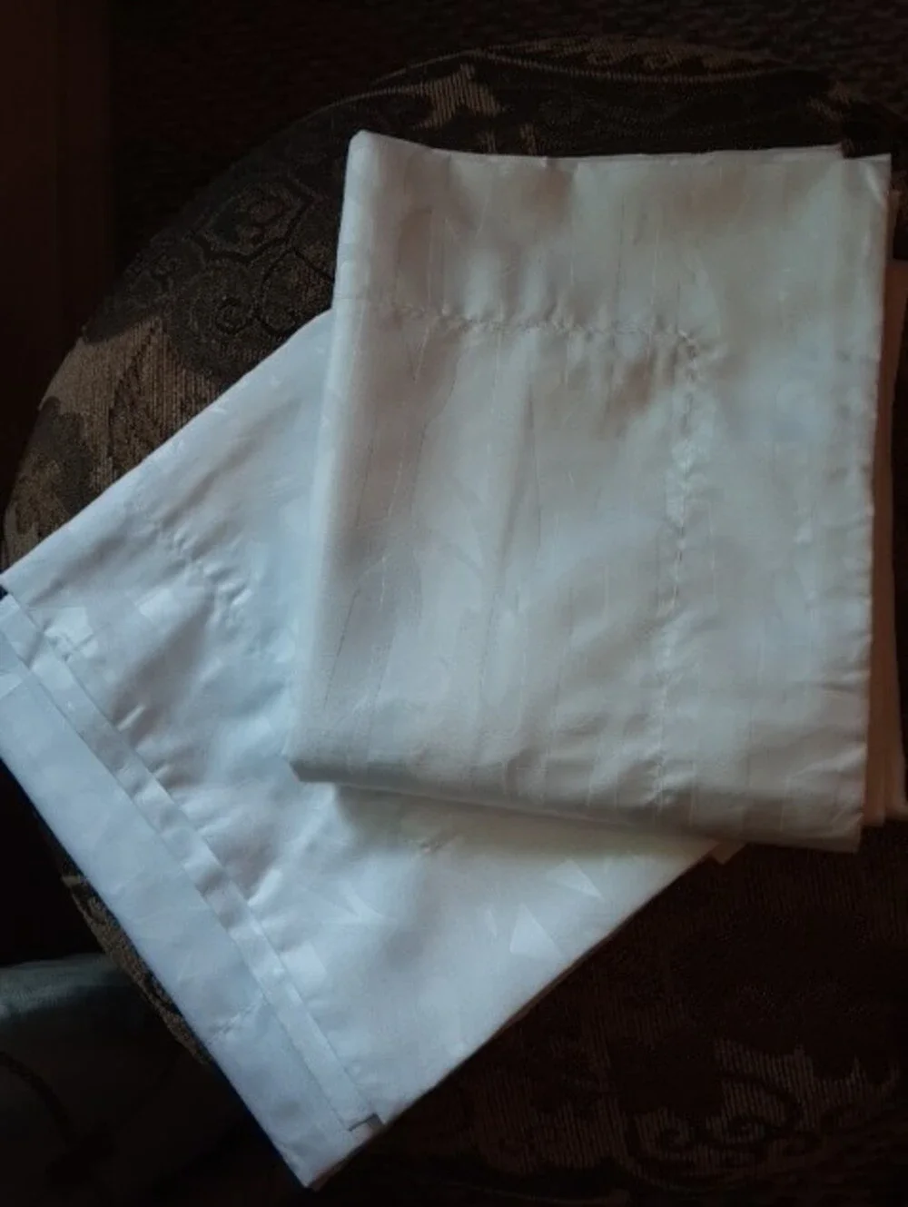 2 Queen Pillow Shams